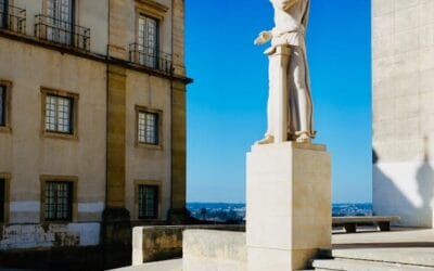 Η Θεωρία του Bandura: Η Επίδραση της Παρατήρησης και της Μίμησης στην Εκπαίδευση