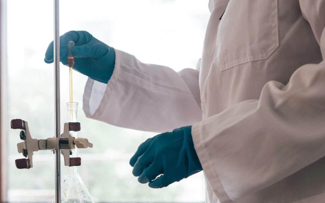 Χημεία και Green Jobs: Τα 5 επαγγέλματα του μέλλοντος που ξεκινούν από το εργαστήριο του Λυκείου